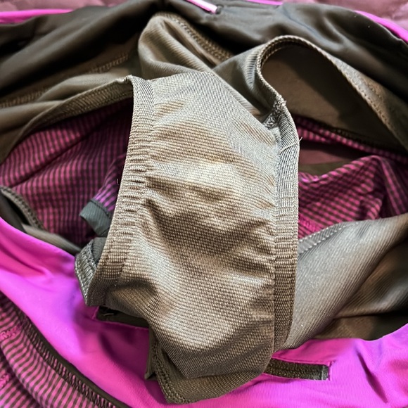 Gently Worn Lululemon Speed Shorts - Picture 4 of 4